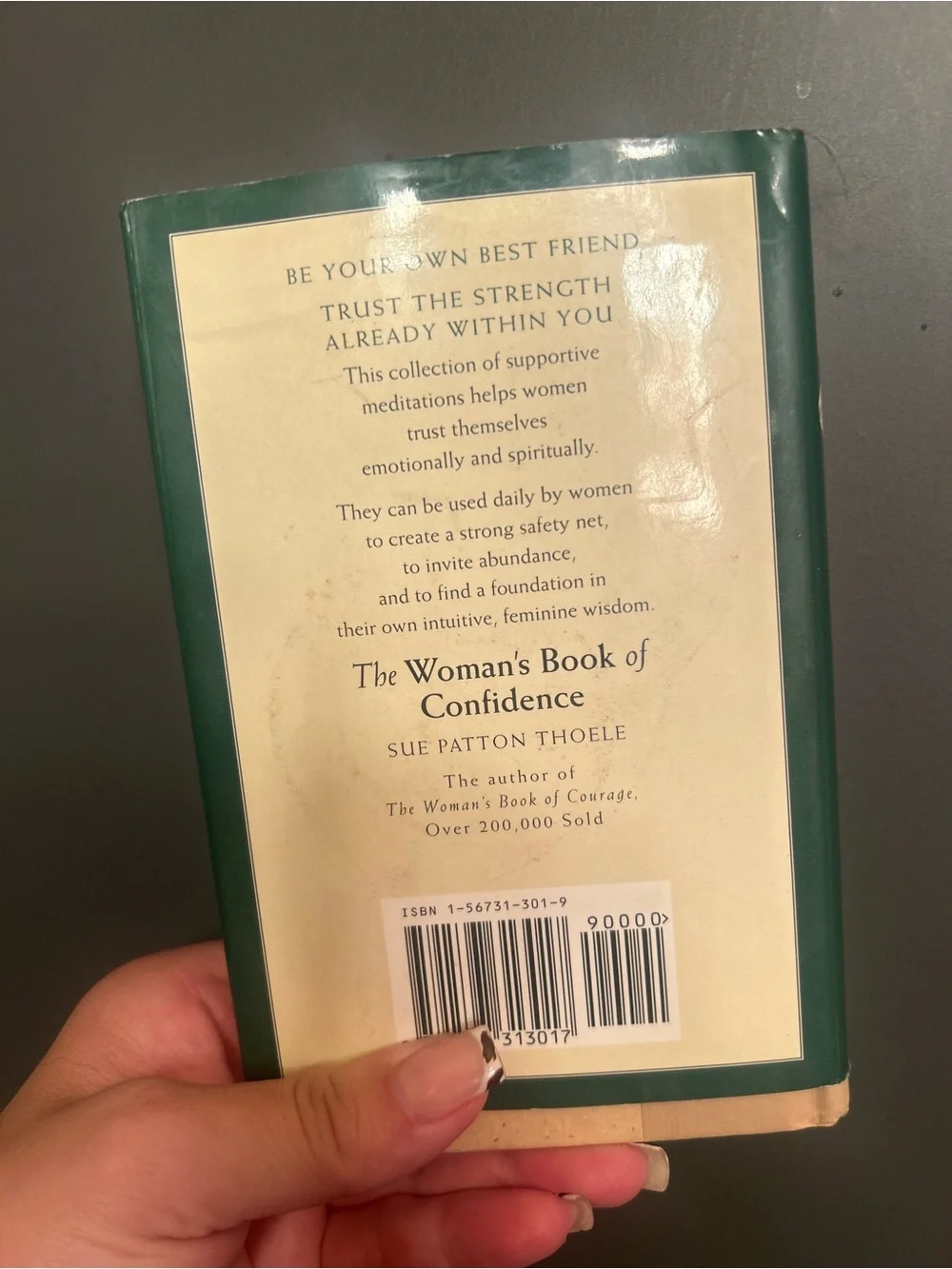 The Woman's Book of Confidence — Green & Cream Hardcover